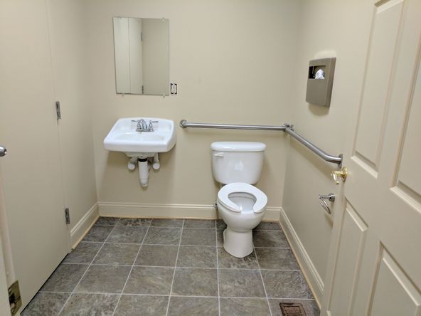 1411 Madison Park Dr, Glen Burnie, MD 21061